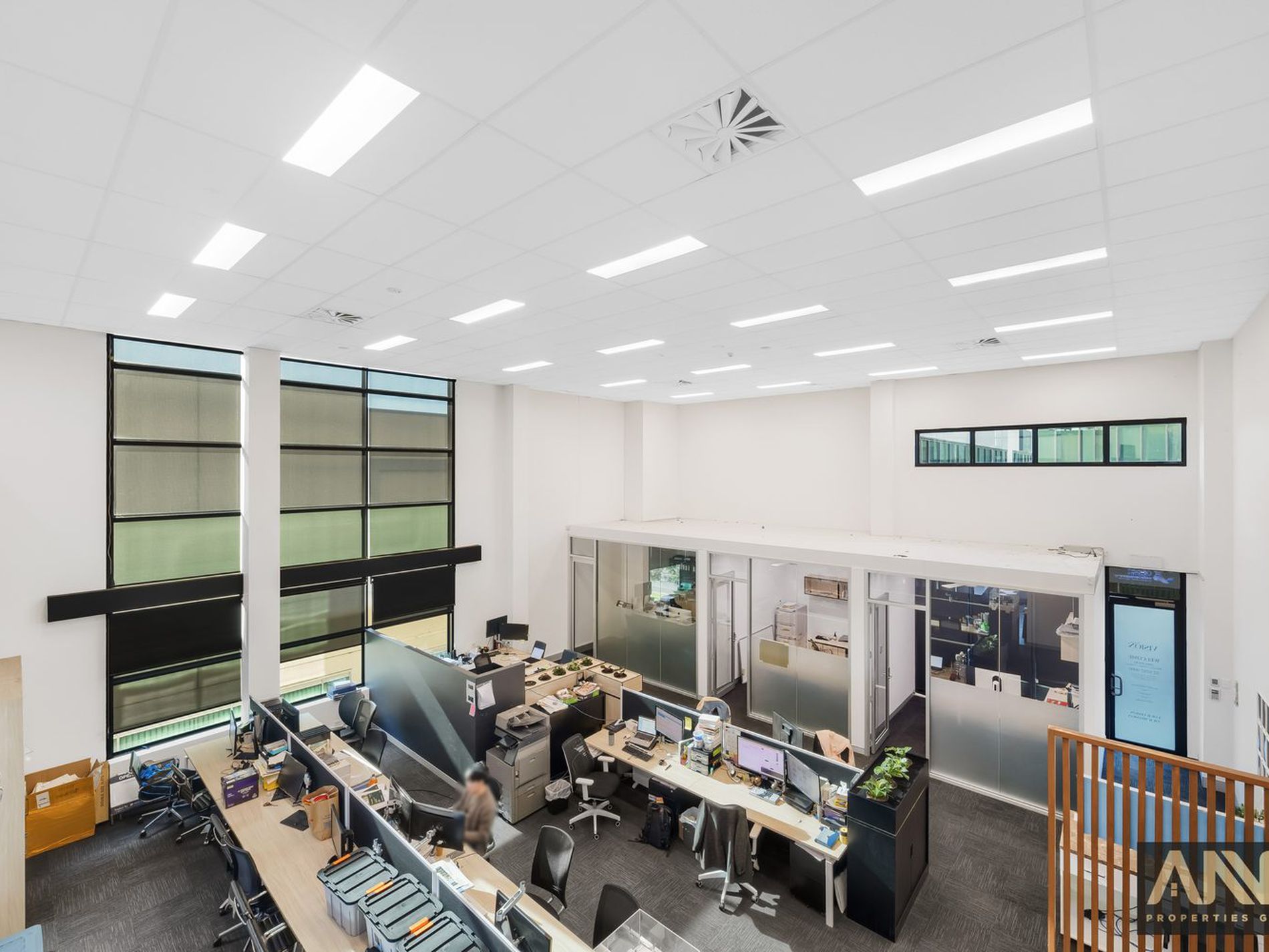 Tenanted Showroom and Office Investment Near Bella Vista Metro — image 6
