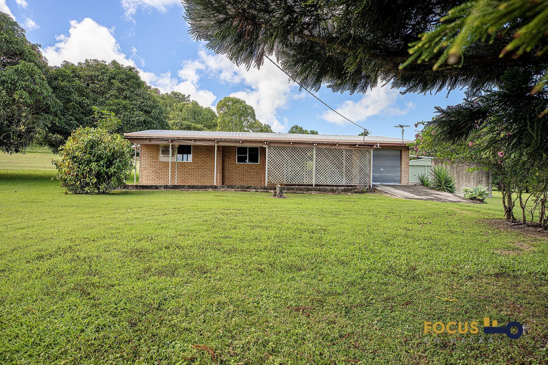 306 Sarina Beach Road, Sarina