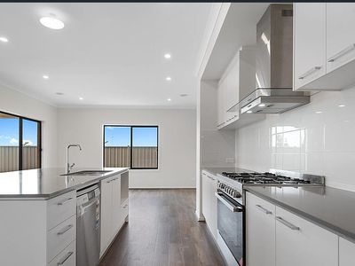 3 Queensbridge Avenue, Tarneit