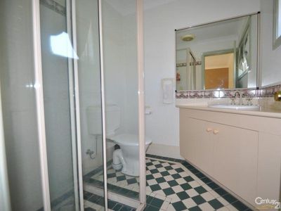 1 Westminster Court, Dubbo