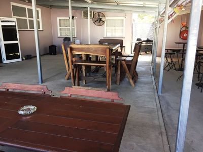 17 Saint Mary Street  Isisford, Longreach
