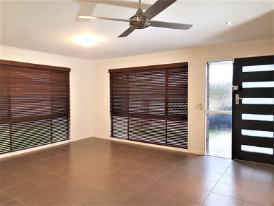 4 Pyeworth Place, Rochedale South