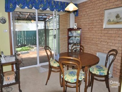6 / 96 Bultje Street, Dubbo
