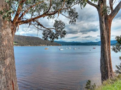 6707 Channel Highway, Deep Bay