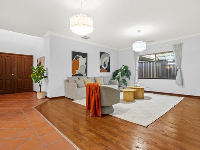 8 Heatherlea Parkway, Leeming