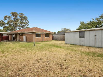 4 Elaine Ct, Cranbourne