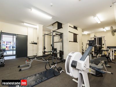 1 / 20 Pendal Lane, Perth