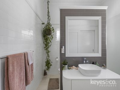 6 Dillane Street, Hyde Park