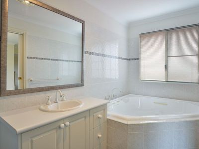 46 Chapman Drive, Somerville