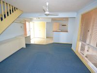 21  2 St Kevins Avenue, Benowa