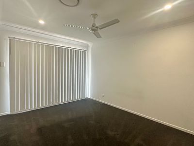 18 / 15 Waratah Way, Morayfield