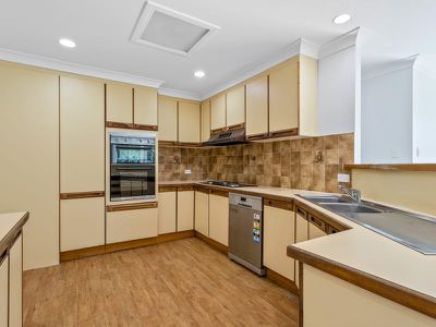 2 Wendy Court, Rochedale South