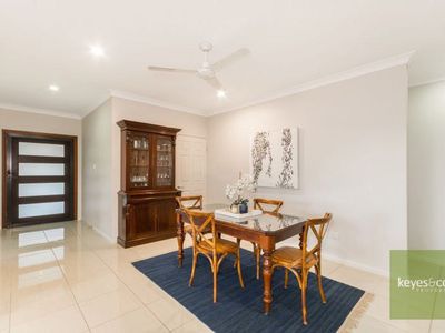 8 Klewarra Boulevard, Douglas
