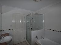 3 / 9 Pamela Place, Kenmore Hills