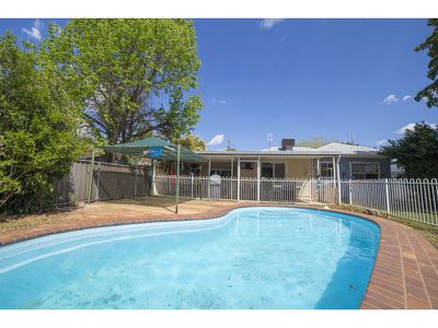 16 Strickland Street, Dubbo