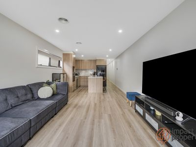 4 Keith Bain Crest, Whitlam