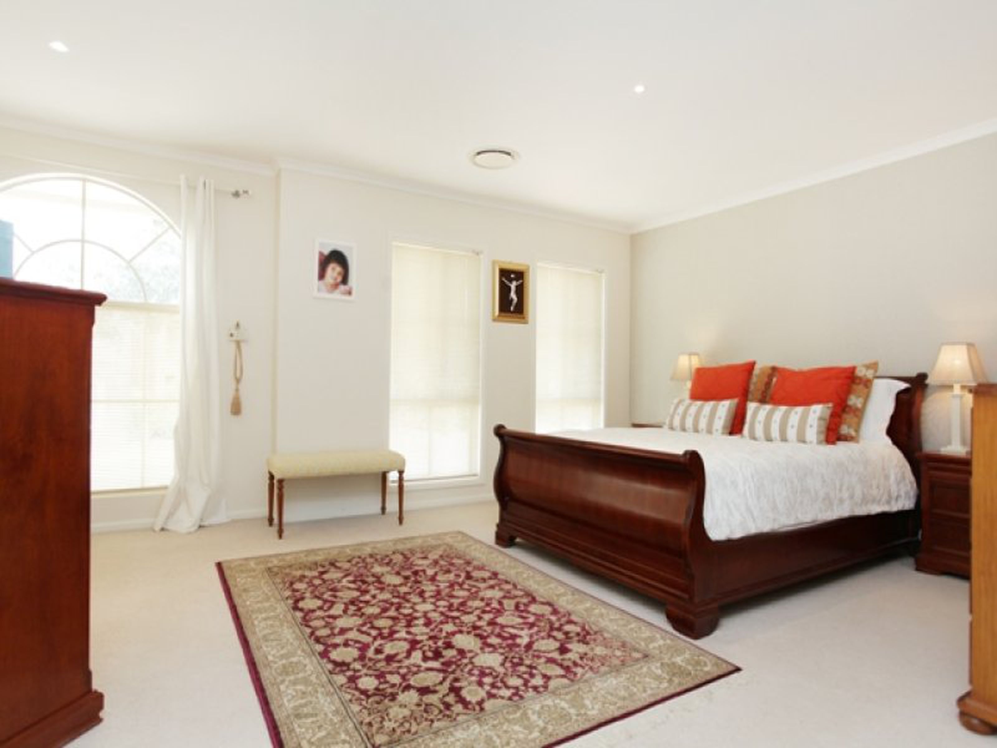24 St Andrews Drive, GLENMORE PARK
