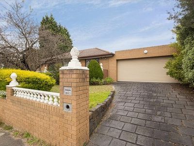 84 Loch Road, Dandenong North