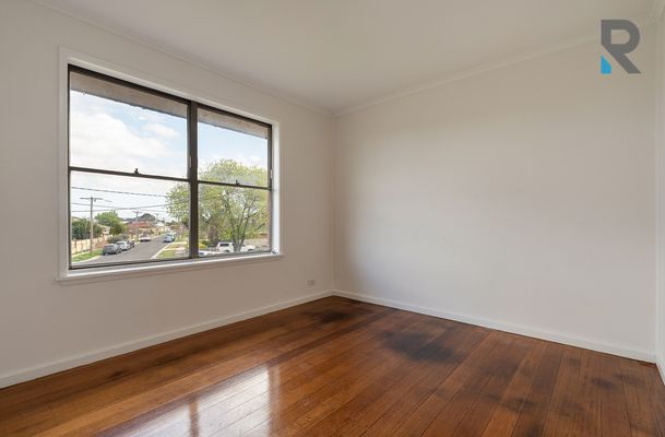 33 Rosedale Crescent, Dallas