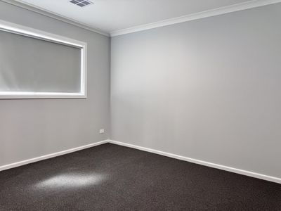 41 Ardsley Street, Manor Lakes