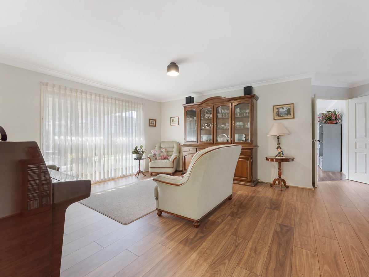 55 Mebbin Circuit, Woongarrah