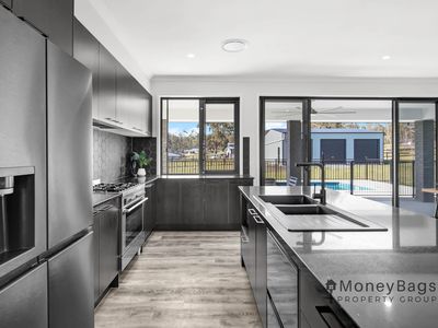 50-52 Pathfinder Road, Woodhill