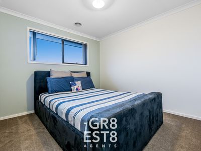 3 Quist Parade, Cranbourne West