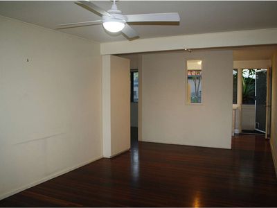 2 / 22 Boston Street, Clayfield