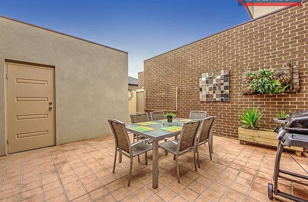 2 Ravenwoods Way, Craigieburn