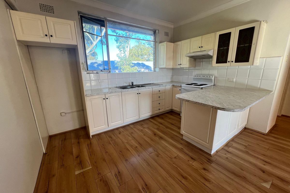6 / 297-299 King Georges Road, Roselands