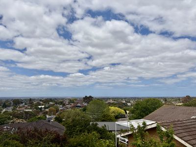 3/3 Stirling Court, Wandana Heights