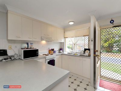 22 Bangalow Crescent, Raceview