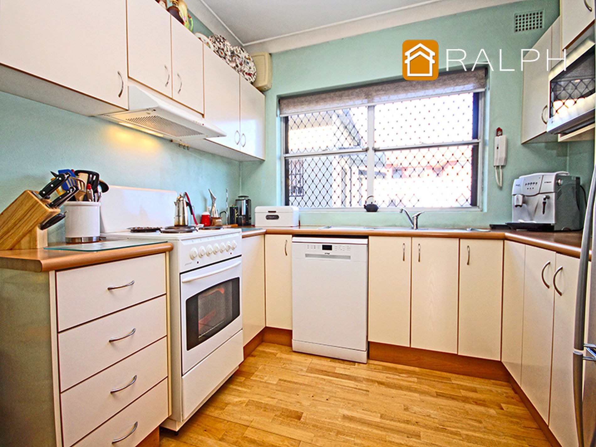 2 / 49 The Broadway , Punchbowl