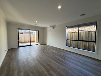 13 Duncliffe Road, Truganina