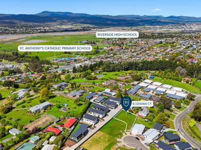 6 Leeman Court, Riverside