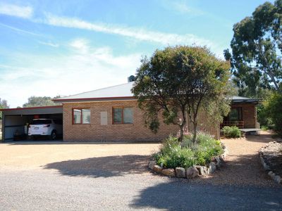 114 Oxley-Meadow Creek Road, Oxley