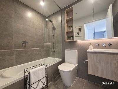 3 Bedroom / 16 Sandstone Crescent, Macquarie Park