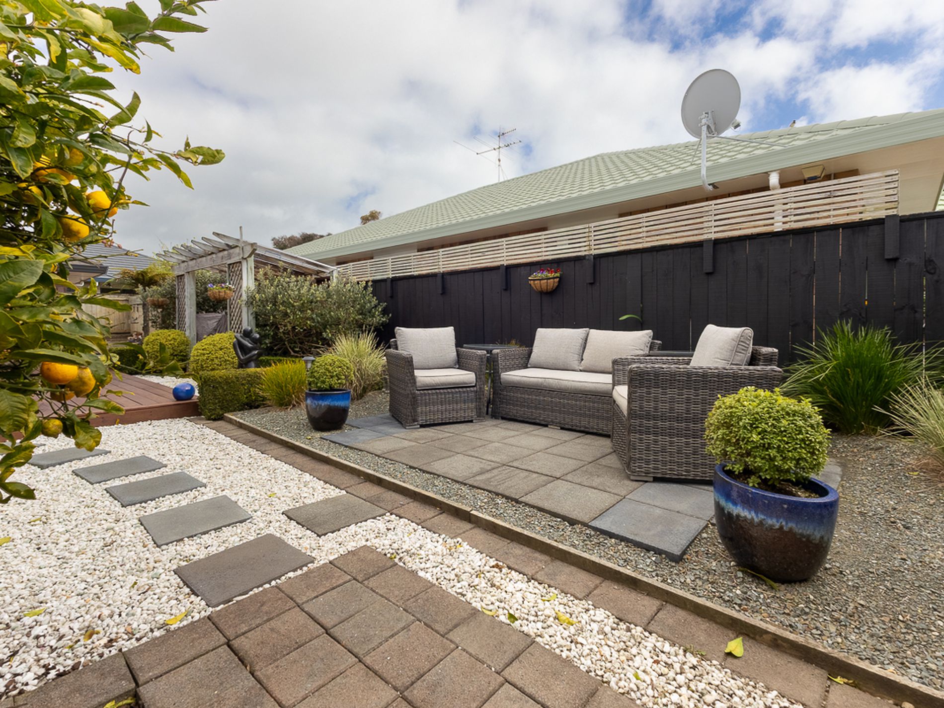 2 Jeannie Way, Waikanae Beach