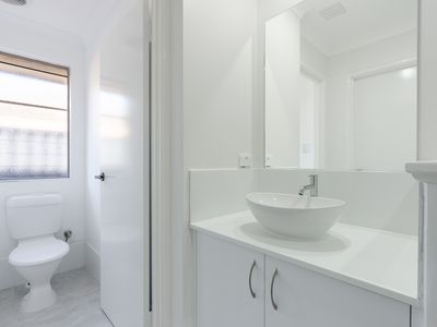 42 Achiever Avenue, Port Kennedy