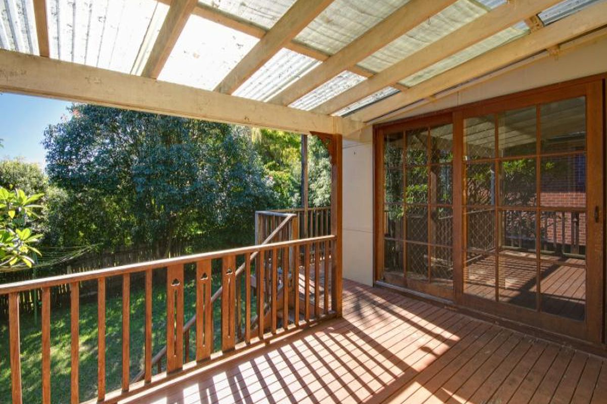 6 Caroline Street, East Gosford