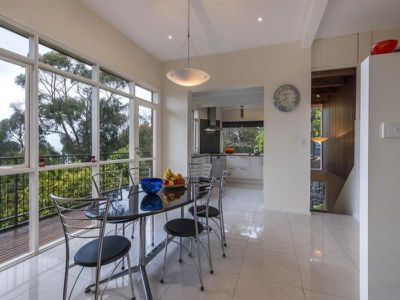11 Wynn Avenue, Mount Macedon