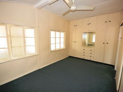 7 Pelican Street, Longreach