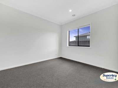 7 Mendocino Crescent, Tarneit
