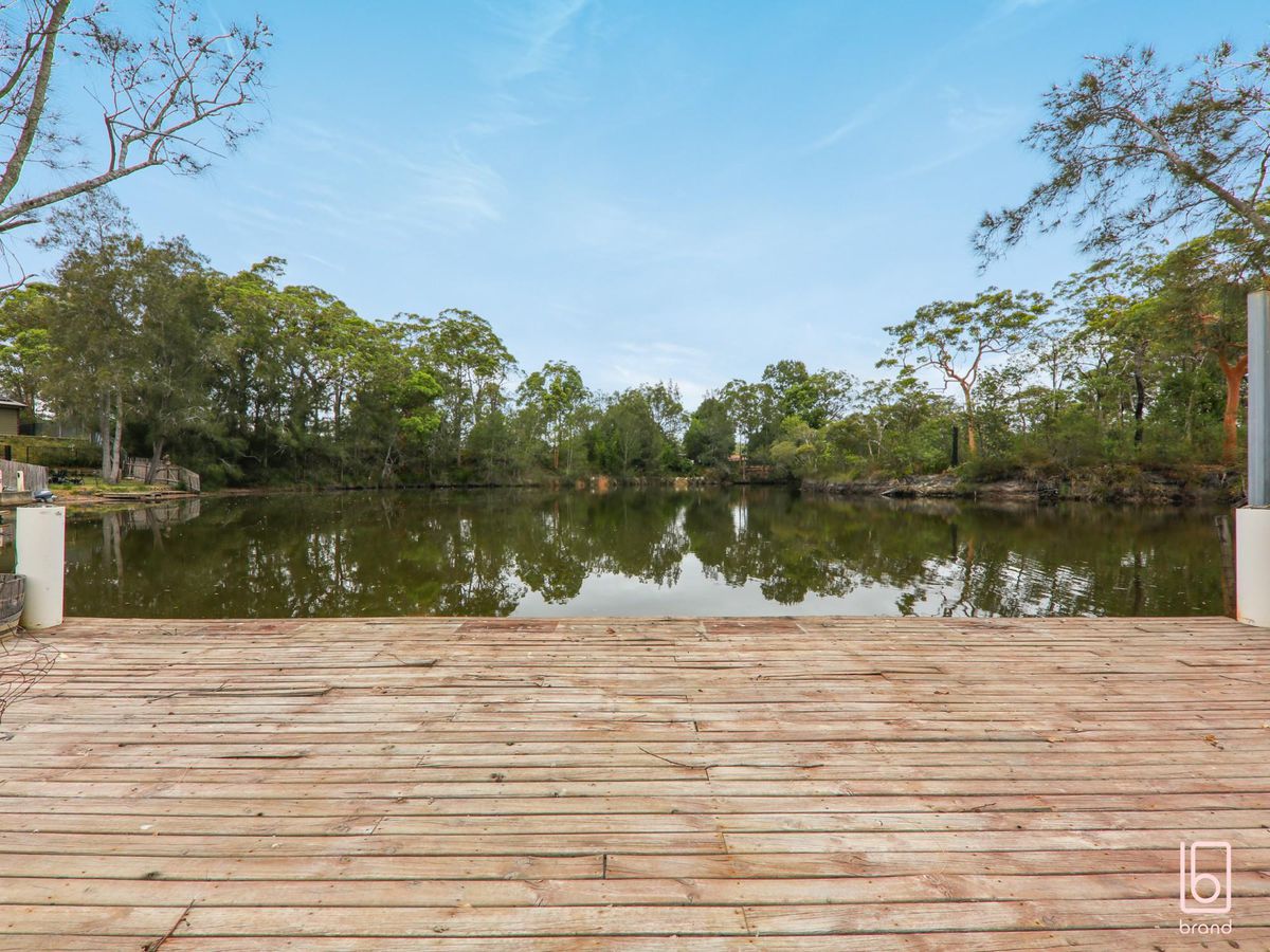 12 McKellar Boulevard, Blue Haven