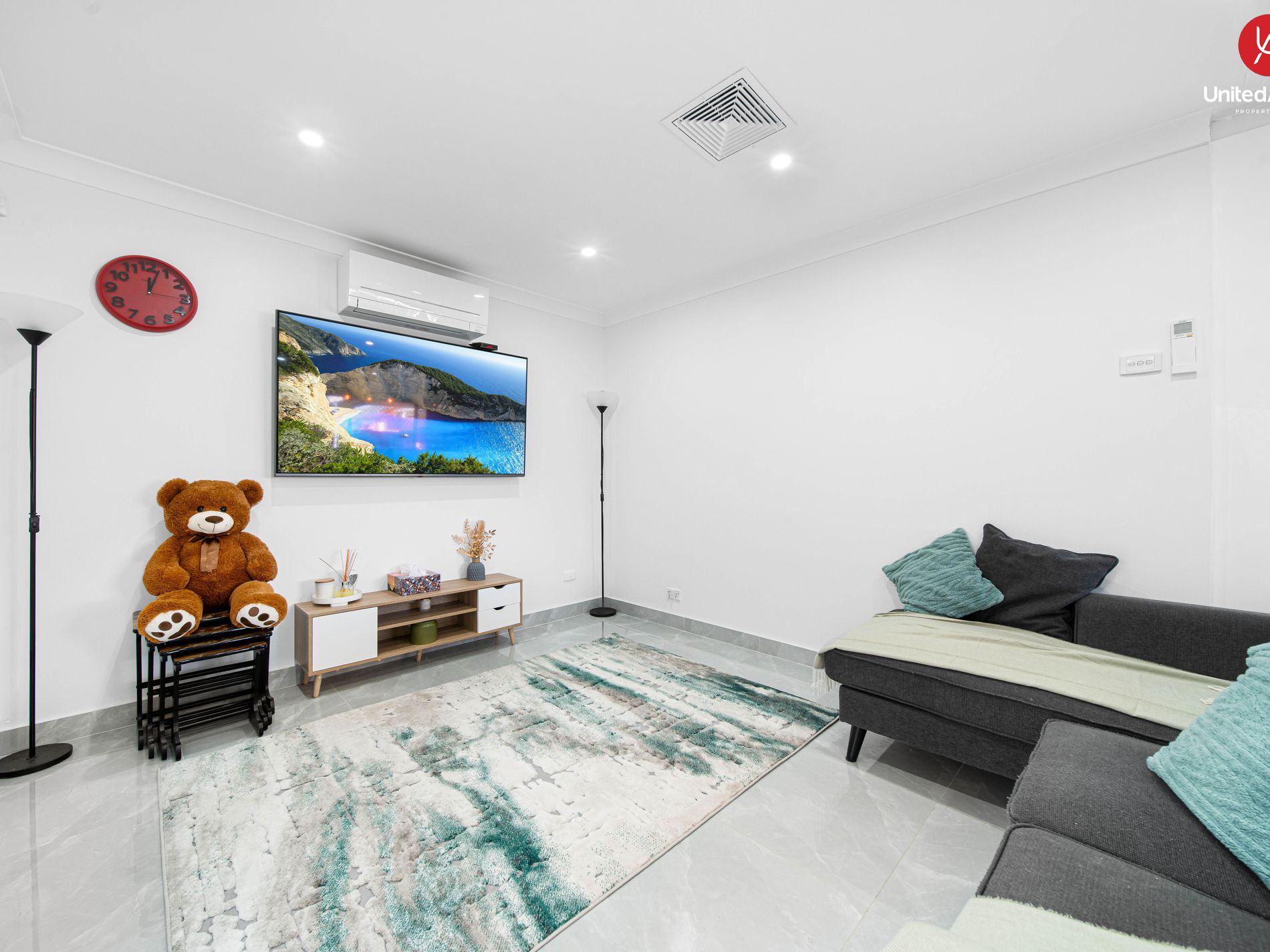 3A Rosa Place, West Hoxton