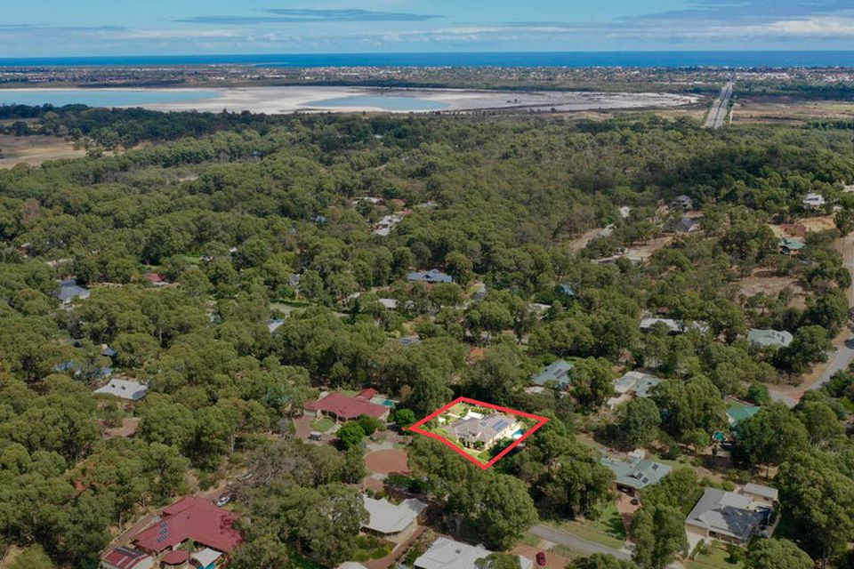 6 Loxley Place , Baldivis