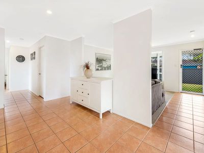37 Winchester Drive, Nerang
