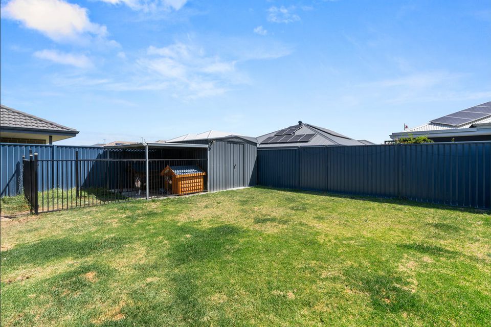 73 Pleasantview Parade, Baldivis