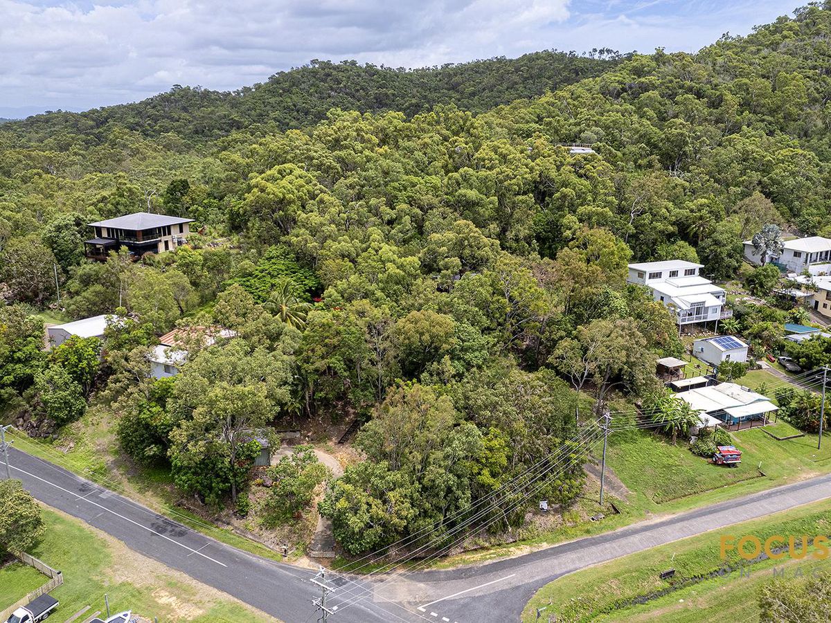 1 Coconut Grove, Ball Bay