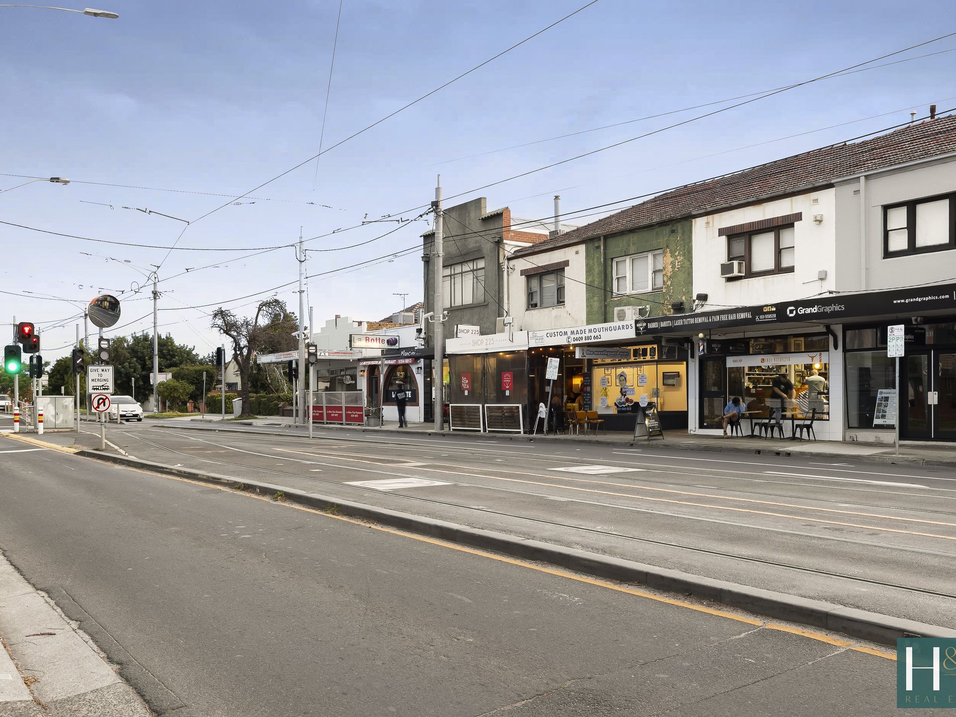 301 / 337 Bell Street, Pascoe Vale South